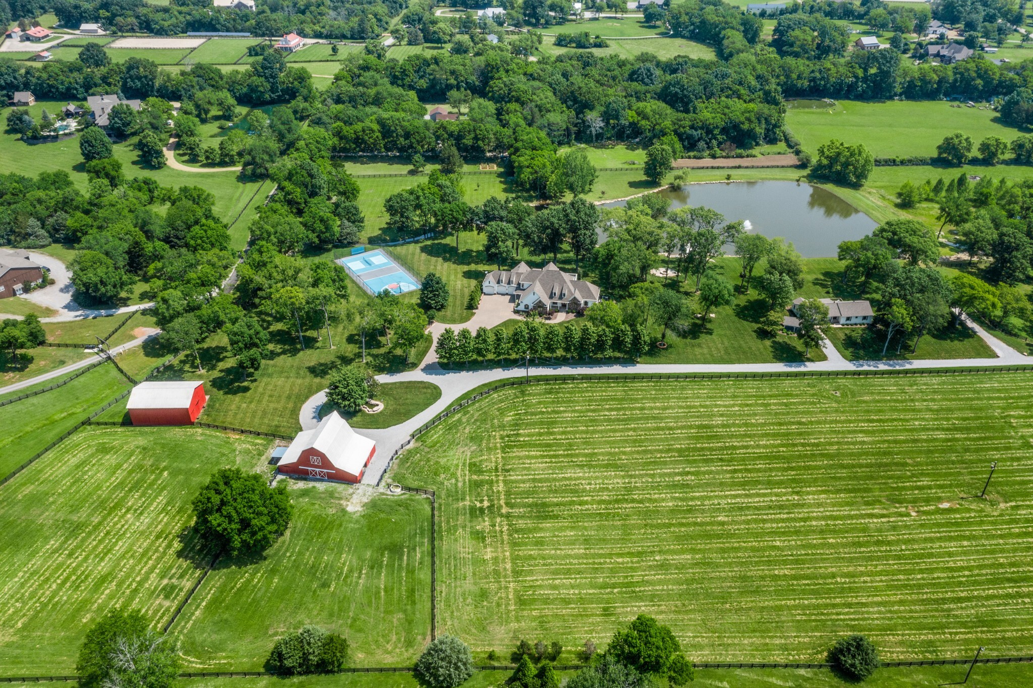 Property Photo: 1702 Old Hillsboro Rd TN 37069
