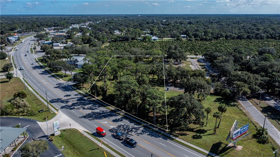 Property Photo: 891 W Hickpochee Avenue FL 33935
