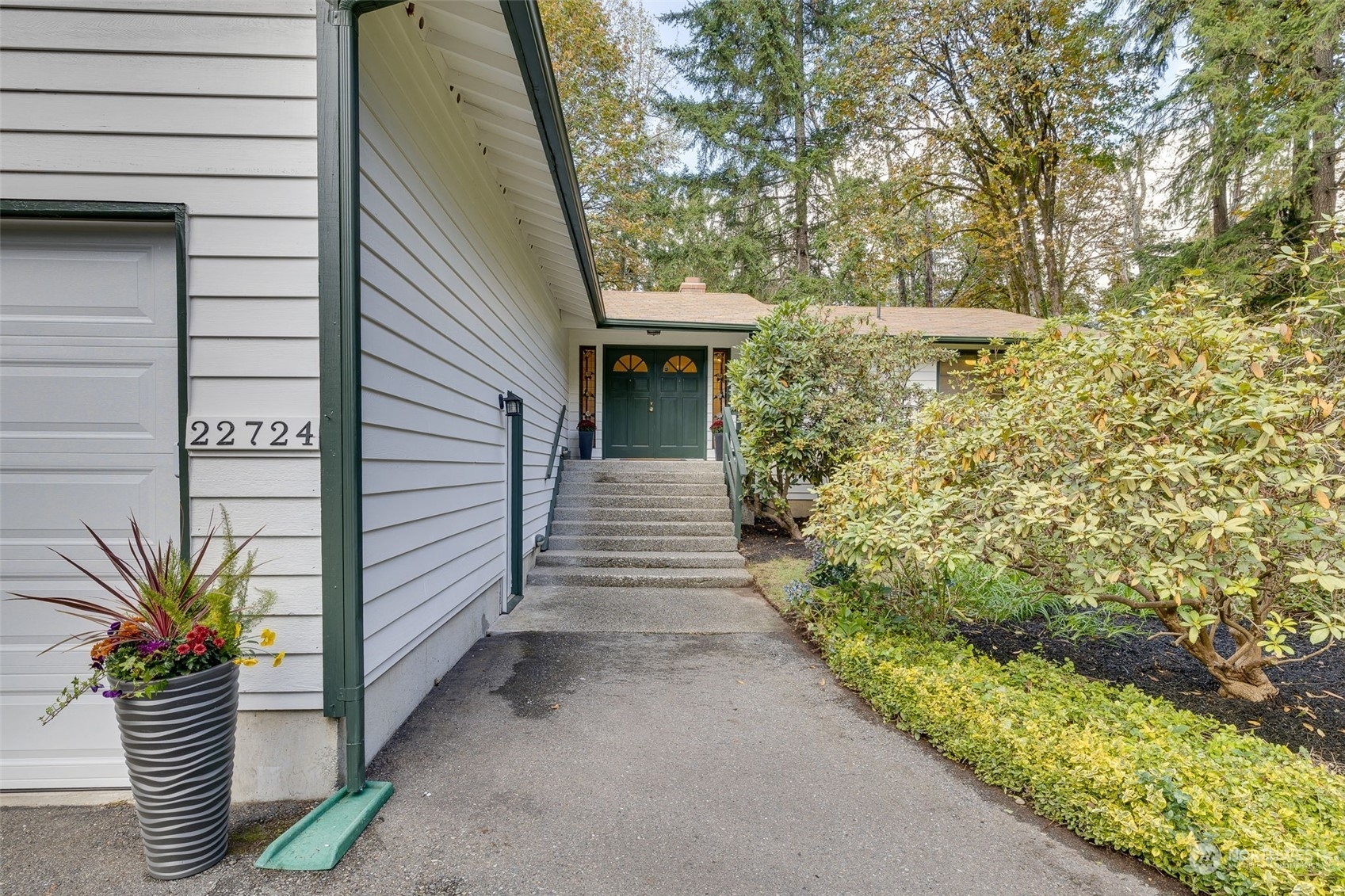 Property Photo:  22724 133rd Avenue SE  WA 98296 