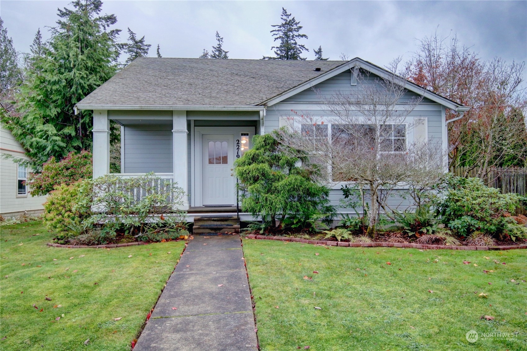 Property Photo:  2219  26th Street  WA 98221 