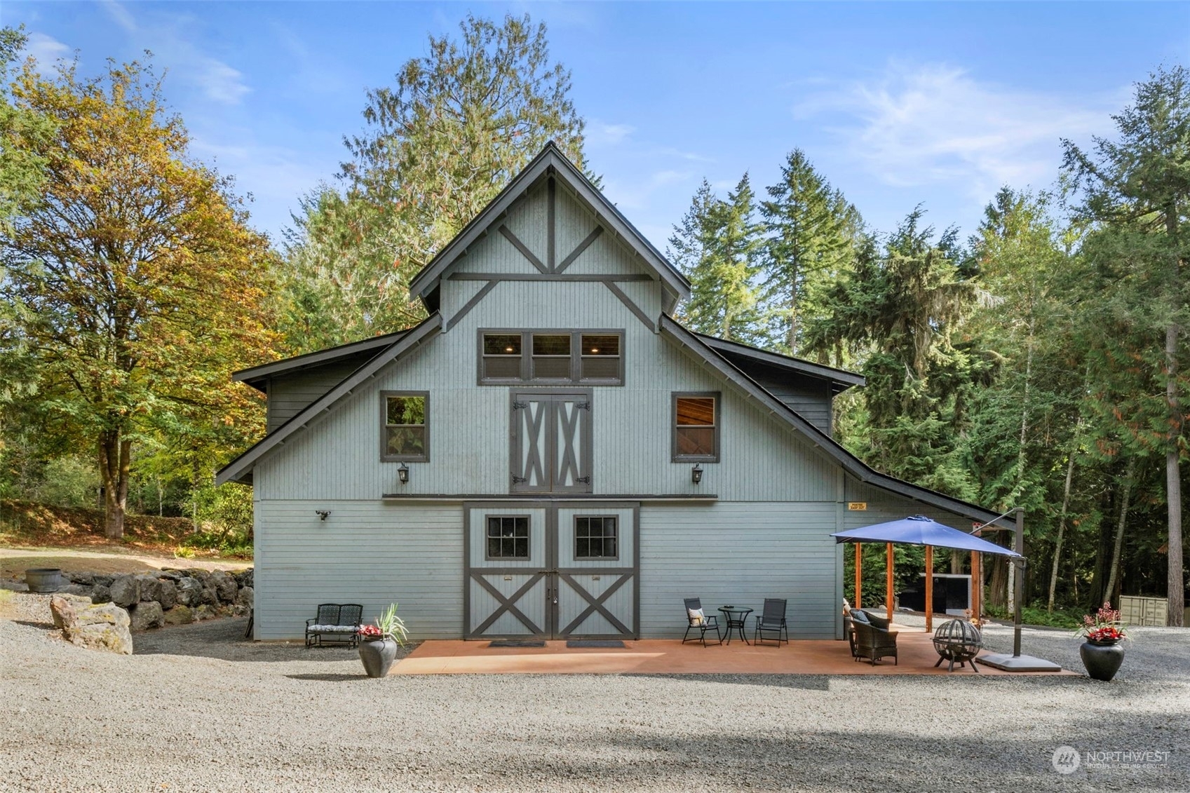 Property Photo:  7698 Westerly Lane NE  WA 98110 