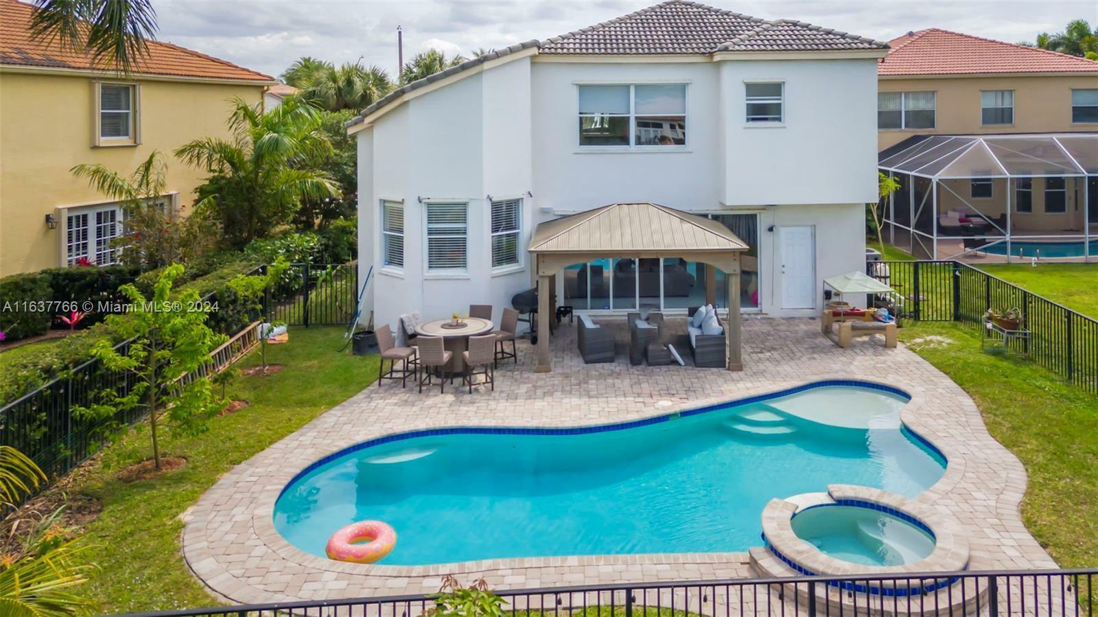9851 Woolworth Court  Wellington FL 33414 photo