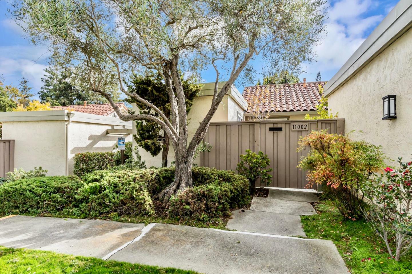 Property Photo:  11002 Sweet Oak Street  CA 95014 