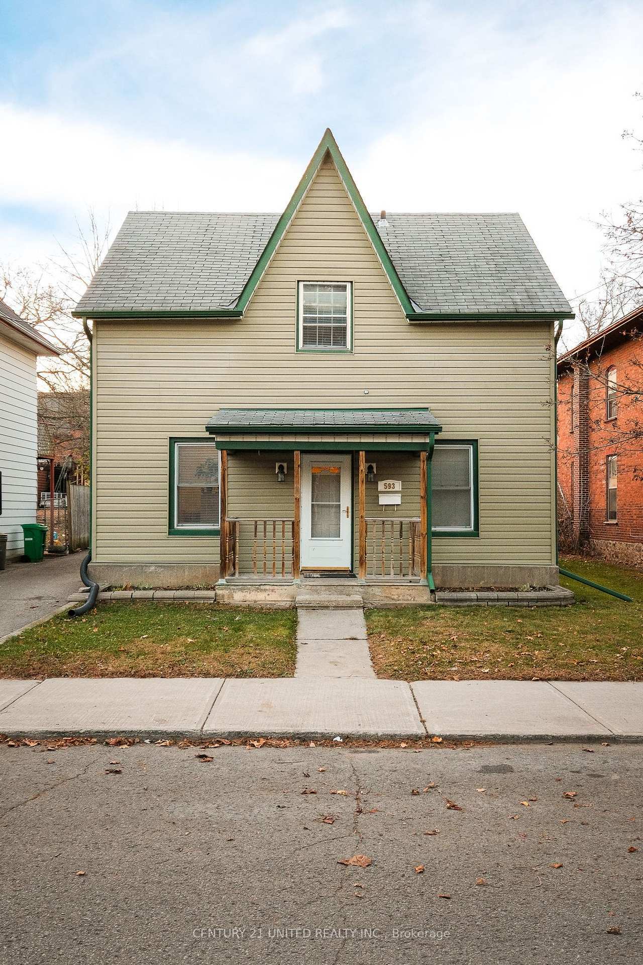 Property Photo: 593 Harvey St ON K9H 3L1