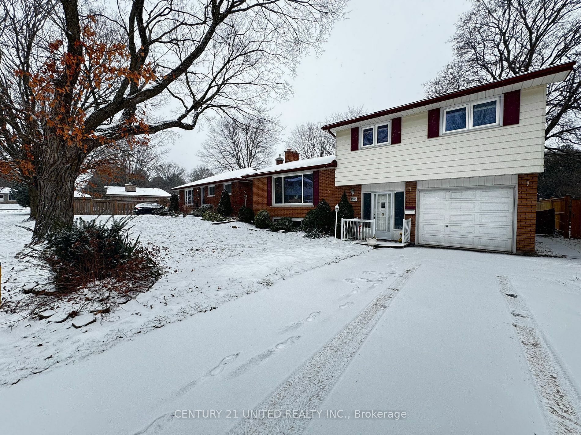 Property Photo:  1188 Huron St  ON K9H 6V5 