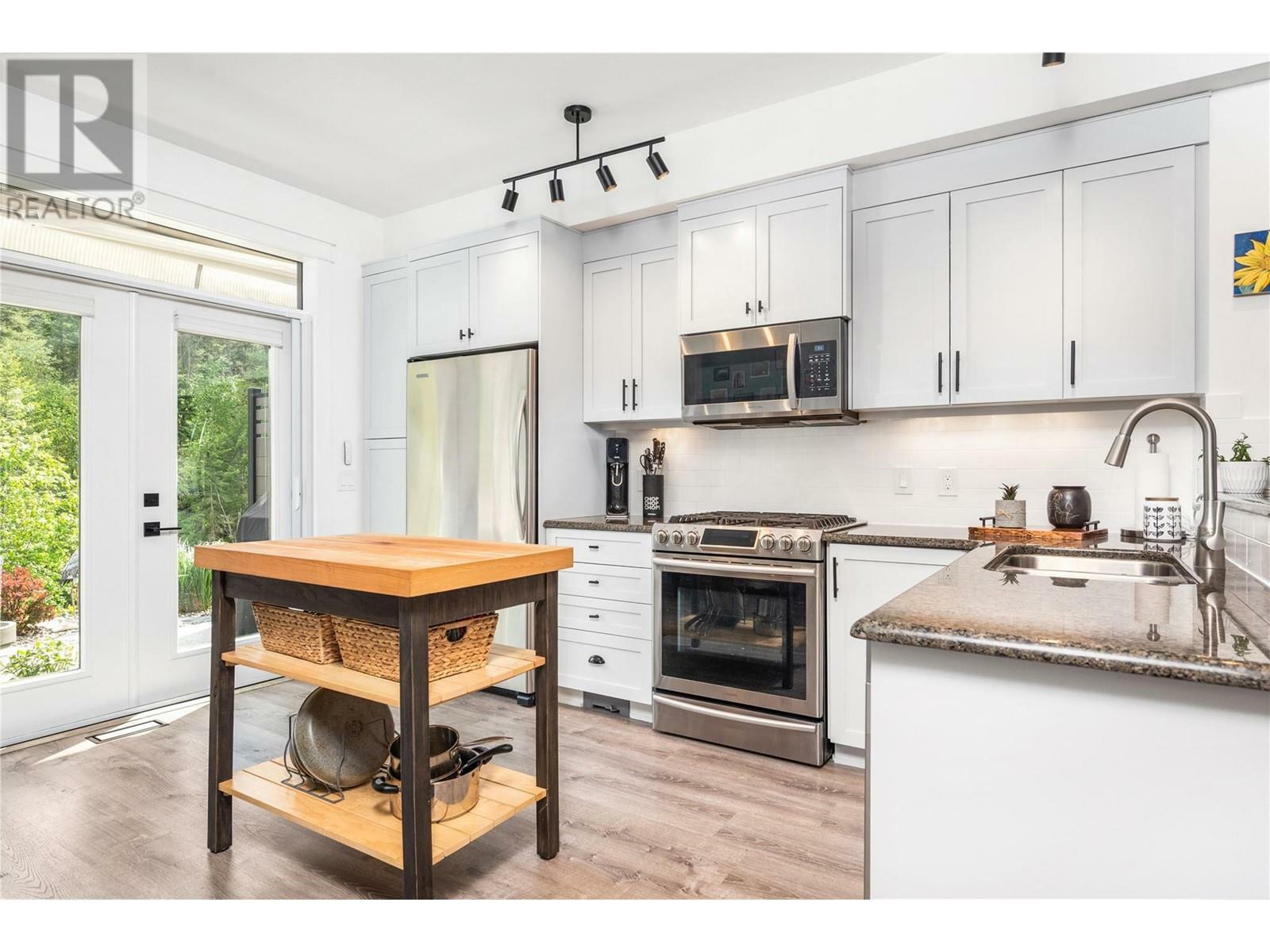 Photo de la propriété: 333 Longspoon Drive 37 BC V1H 2L1