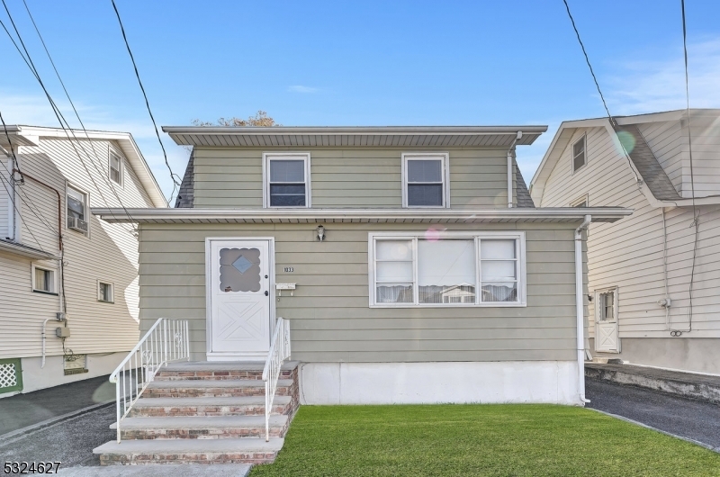 Property Photo:  1033 Woolley Ave  NJ 07083 