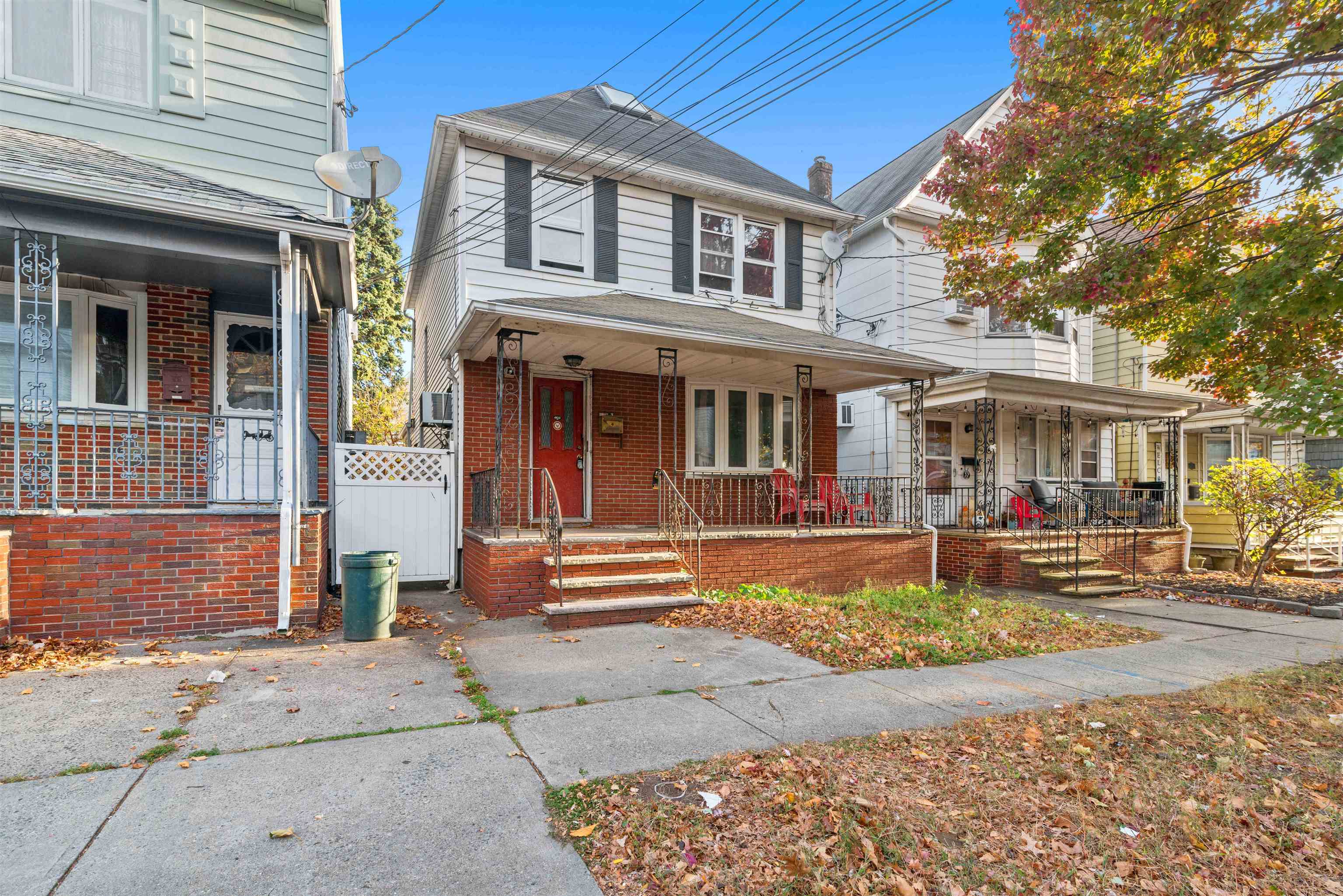 Property Photo:  39 West 40th St  NJ 07002 