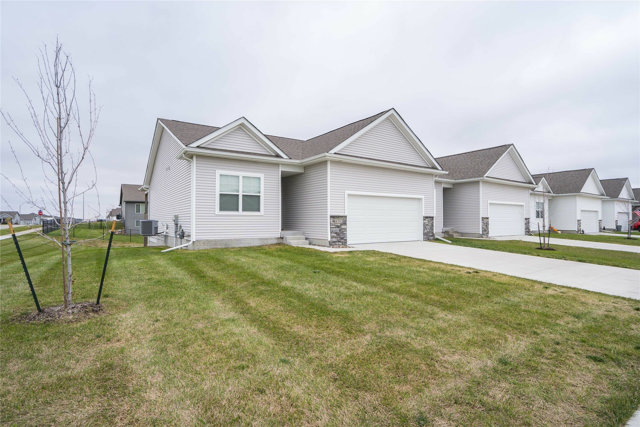 4302 NW Sharmin Drive  Ankeny IA 50023 photo