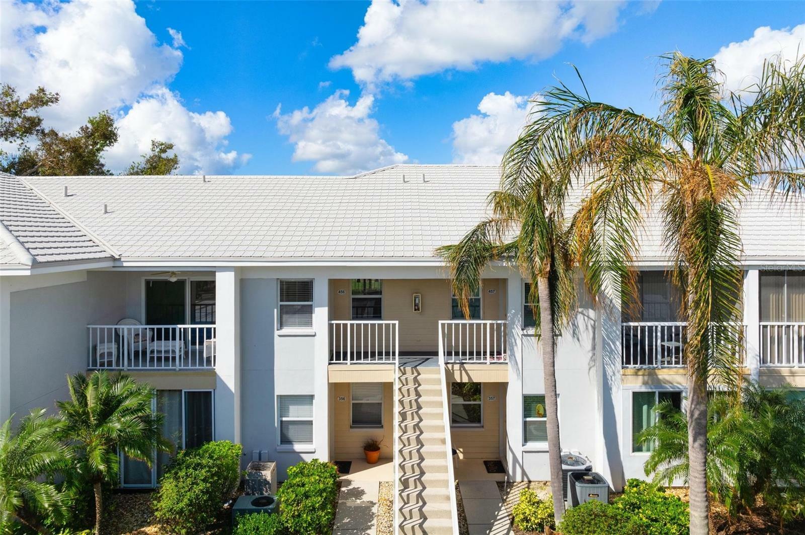Property Photo:  427 Cerromar Lane 456  FL 34293 