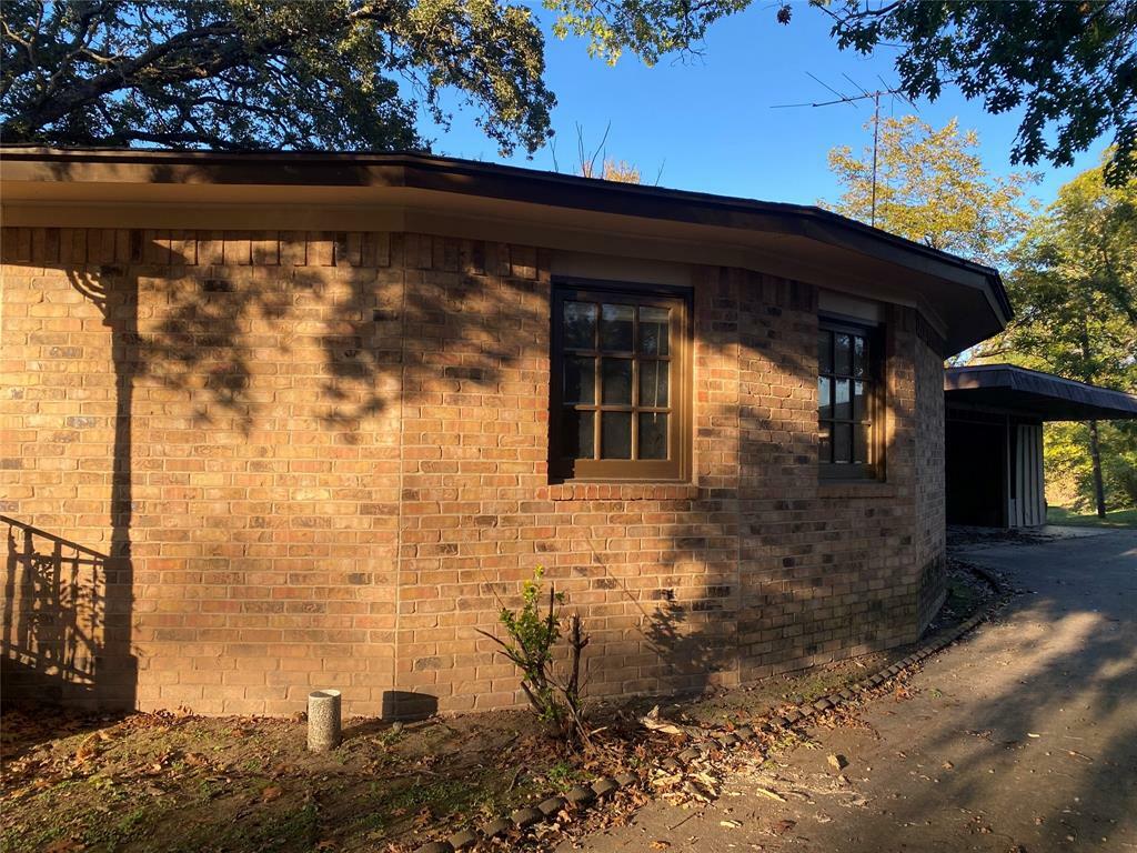 Property Photo:  1805 E Beverly Drive  TX 75110 