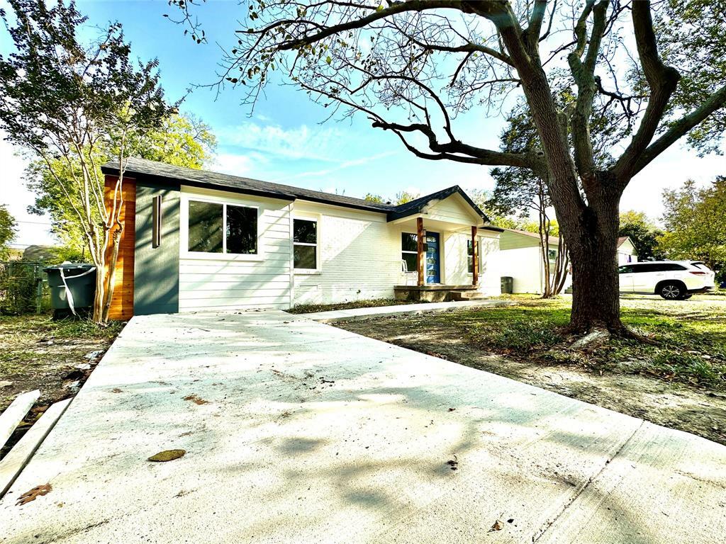 Property Photo:  10522 Desdemona Drive  TX 75228 