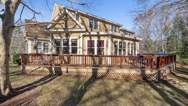 Property Photo: 15 Oakwood Knoll Rd MA 01938