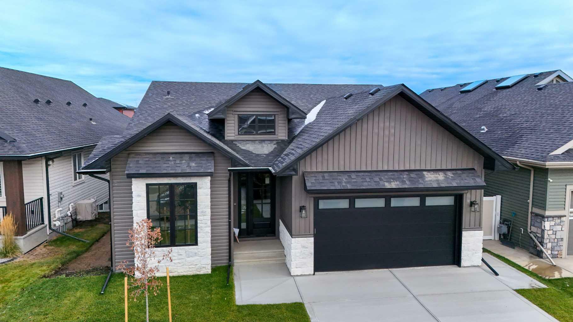 60 Larratt Close  Red Deer AB T4R 3P5 photo