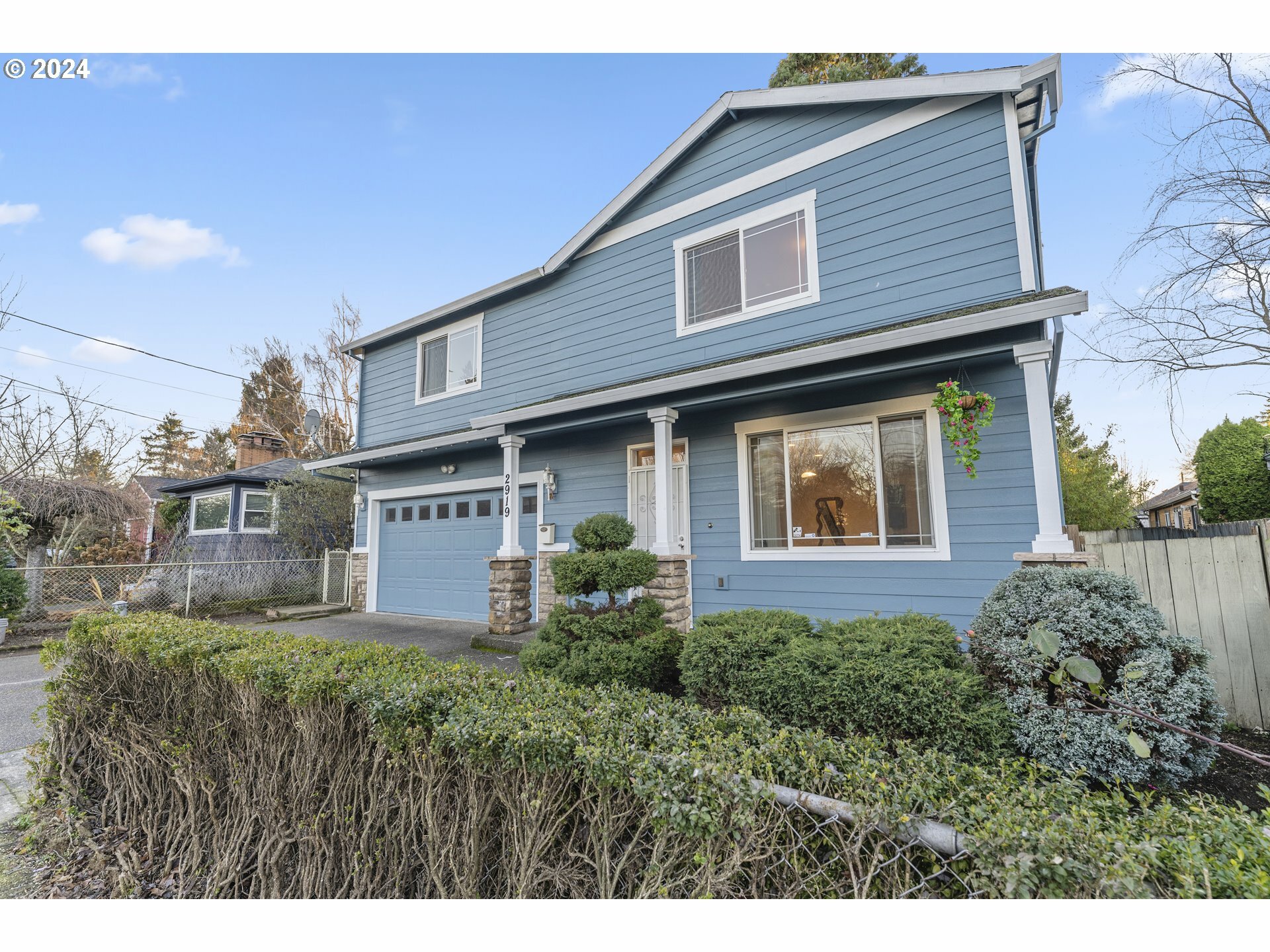 Property Photo:  2919 SE 80th Ave  OR 97206 