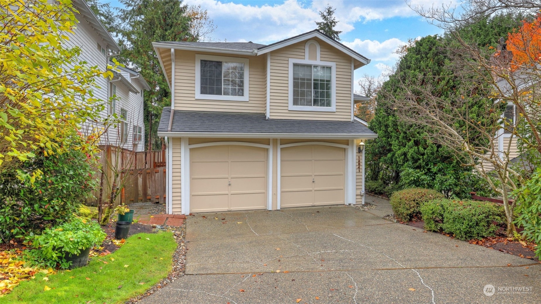 Property Photo:  12641 104th Avenue NE  WA 98034 