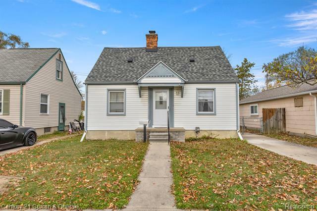 Property Photo:  34252 Glover Street  MI 48184 