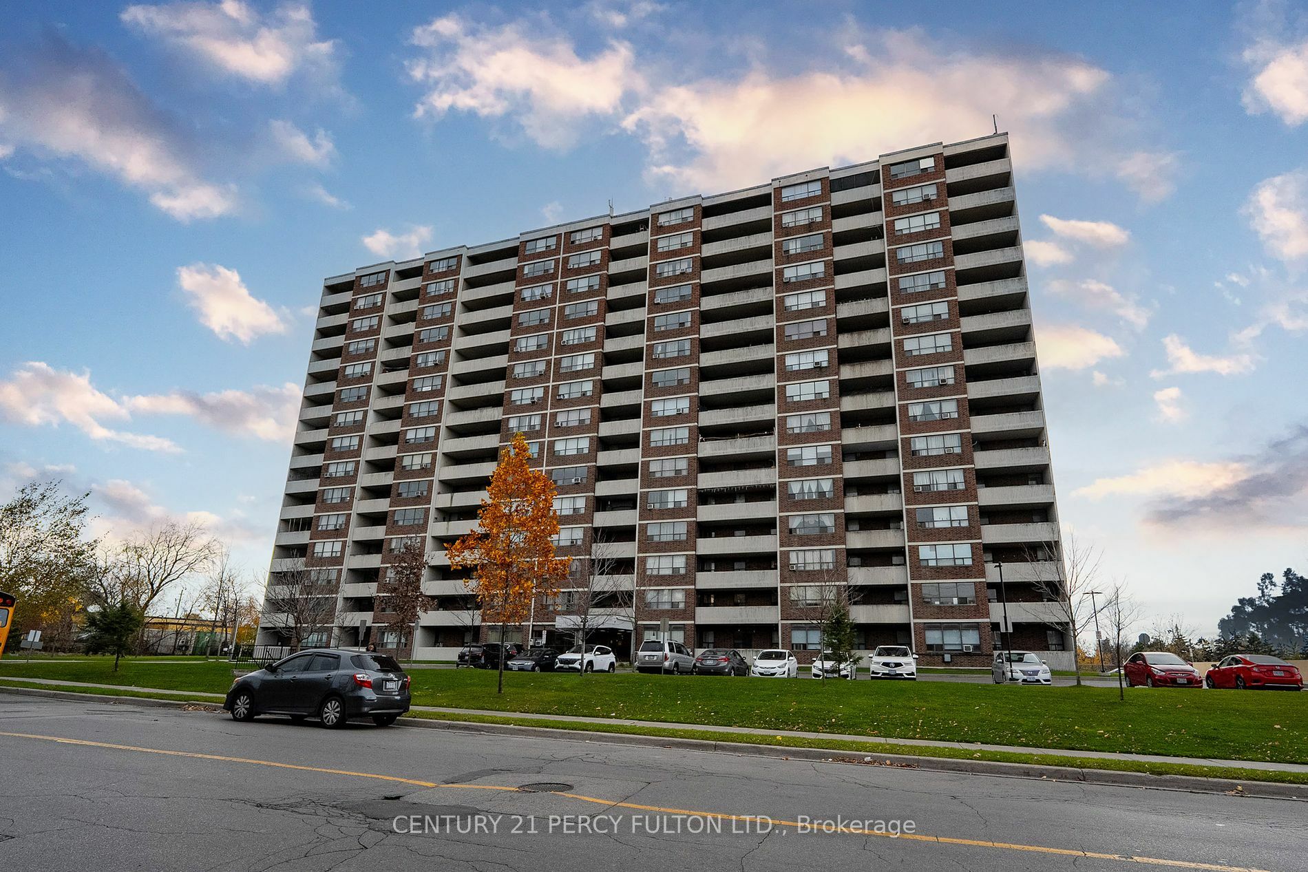 25 Sunrise Ave 1404  Toronto ON M4A 2S2 photo