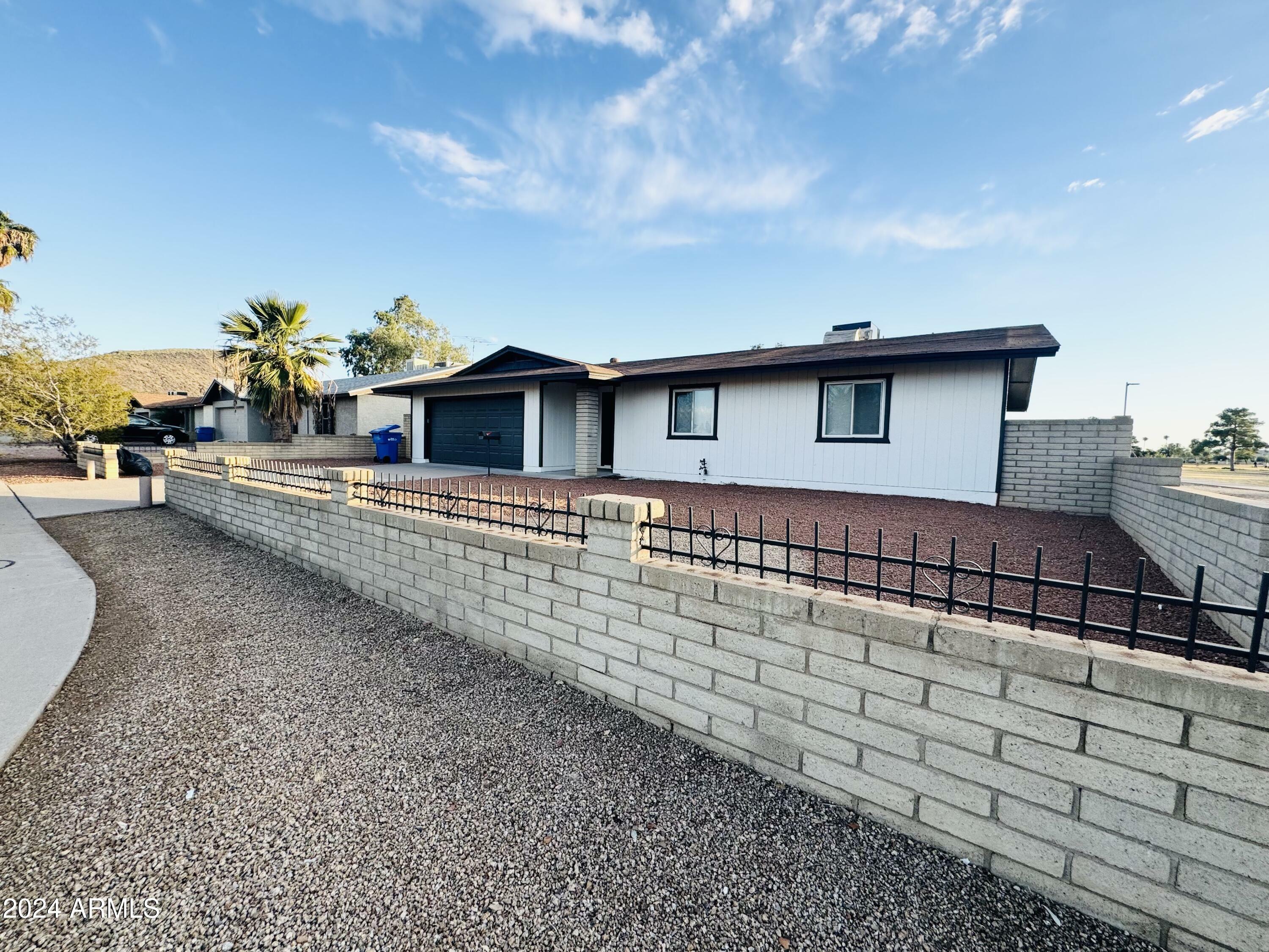 Property Photo:  2345 W Larkspur Drive  AZ 85029 