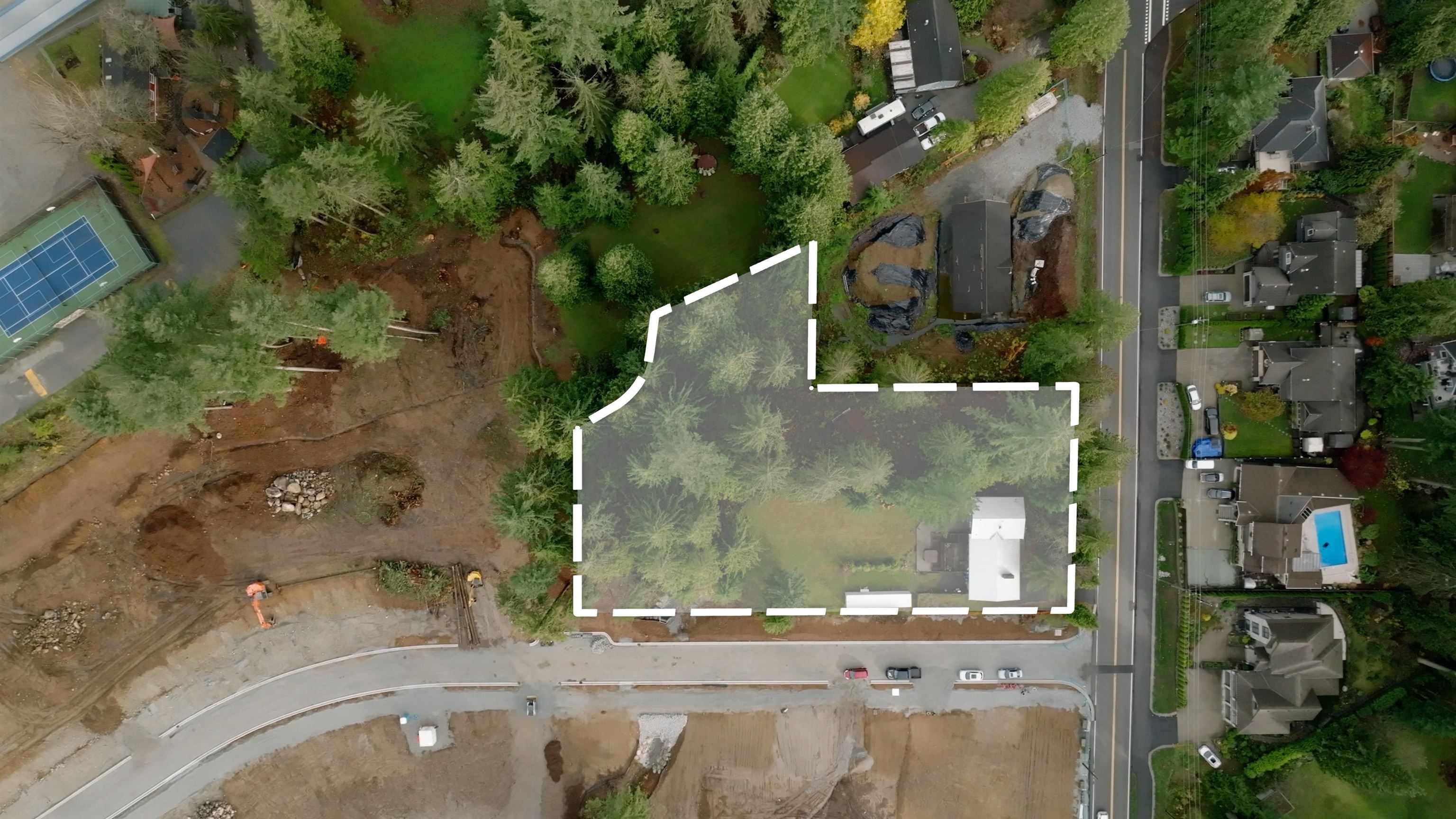 Property Photo: 2345 Sunnyside Road BC V3H 4Y5