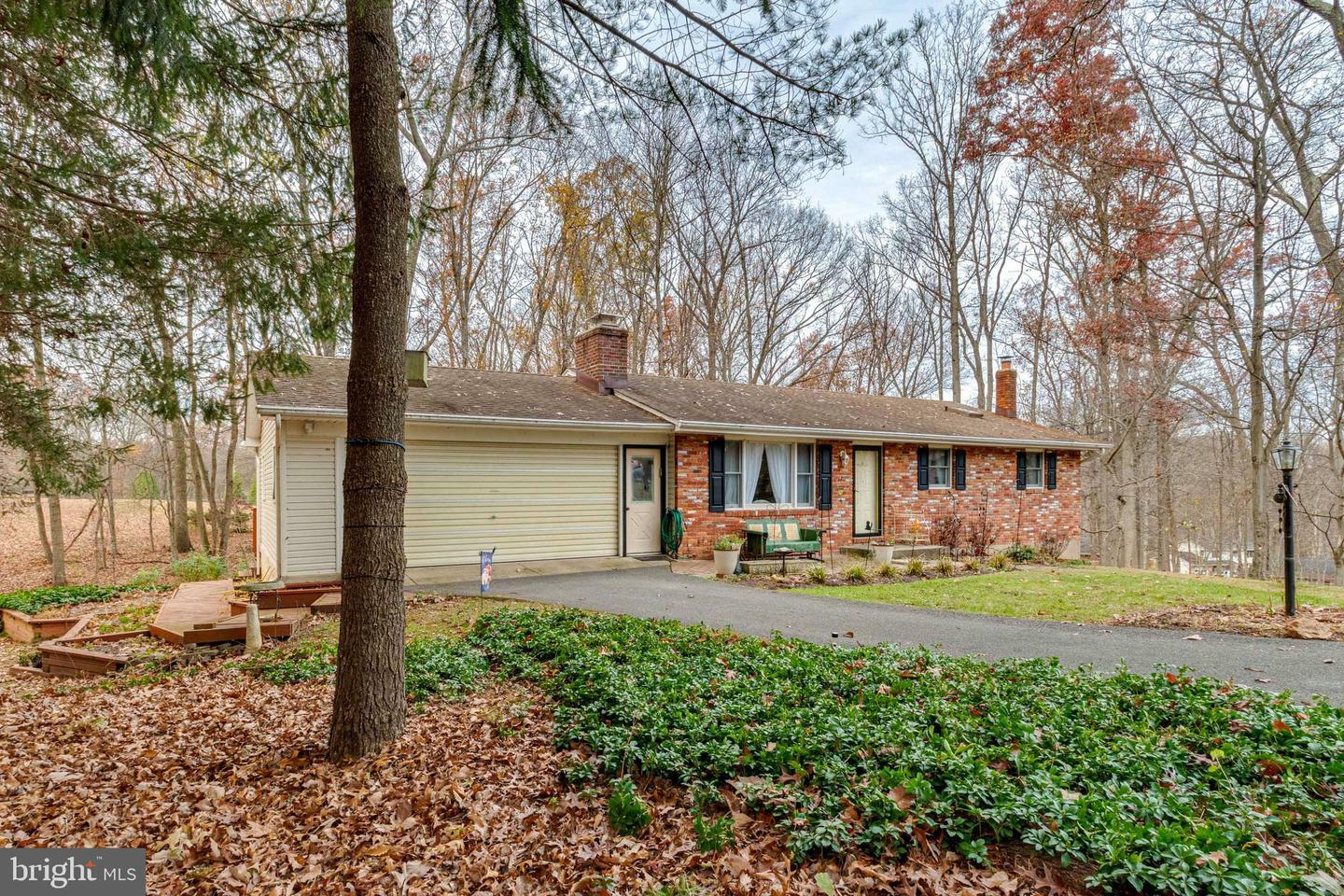 Property Photo:  5604 Woodhaven Court  MD 21784 