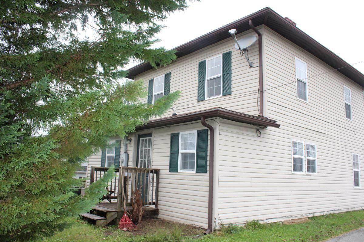 Property Photo:  601 Ivy St  WV 26651 