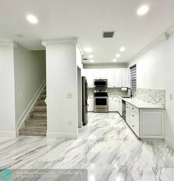 Property Photo:  721 NW 170th Ter 721  FL 33028 