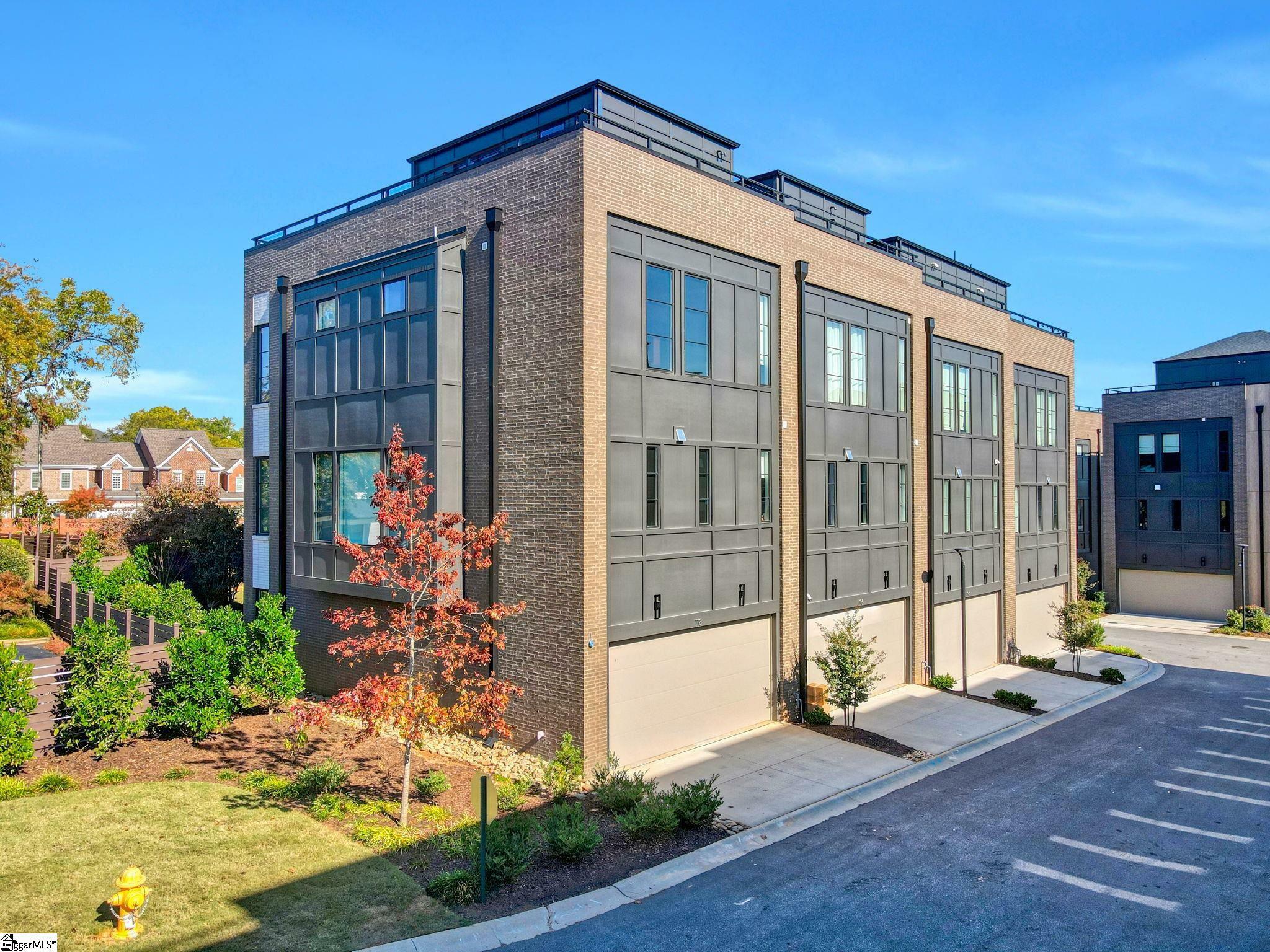 Property Photo: 118 Noma Terrace Way SC 29601