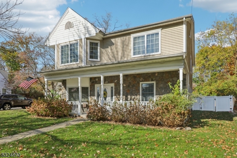 Property Photo:  67 Knollwood Dr  NJ 07652 