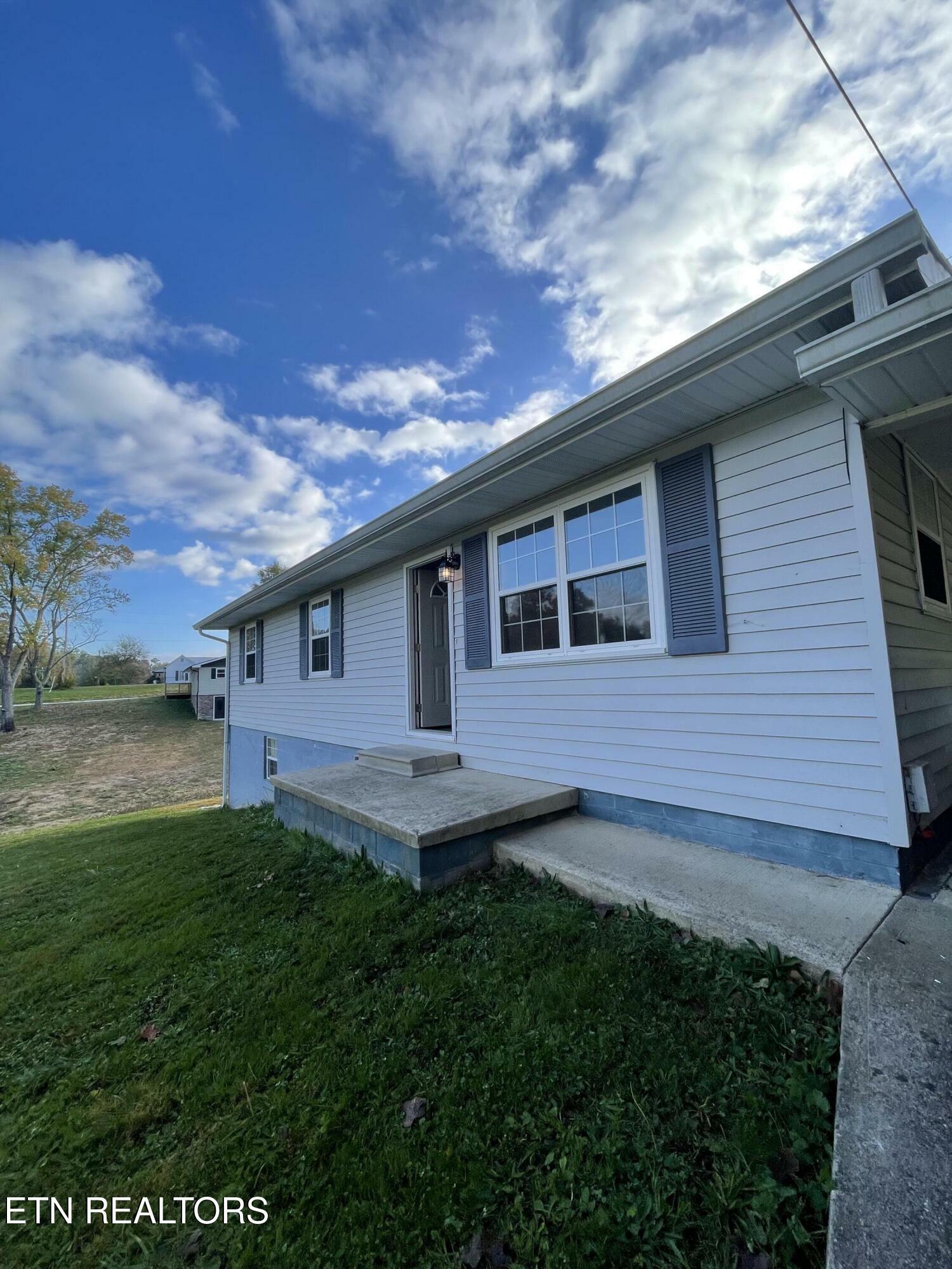 Property Photo:  306 N Ridge Ave  TN 37854 