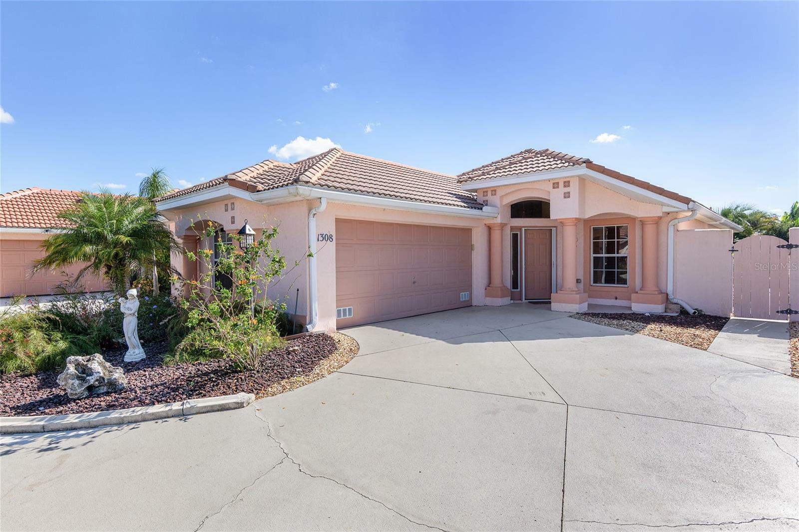 Property Photo:  1308 Santa Maria Avenue  FL 32159 