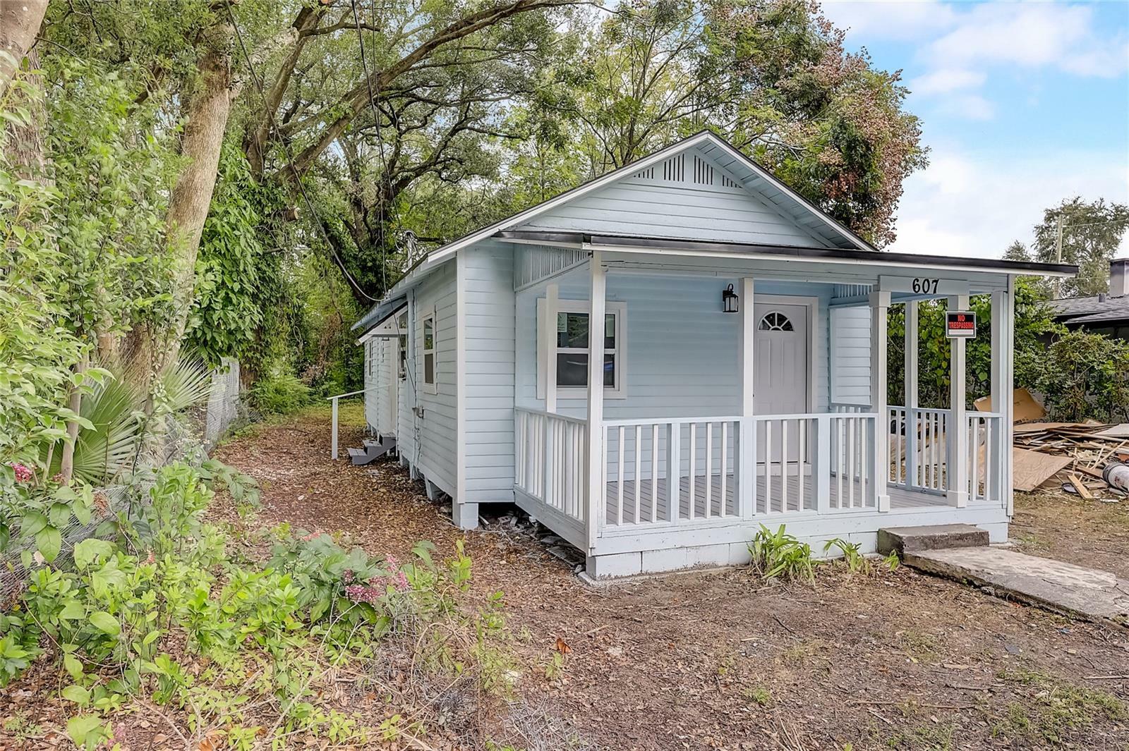 Property Photo:  607 Raleigh Street  FL 32805 