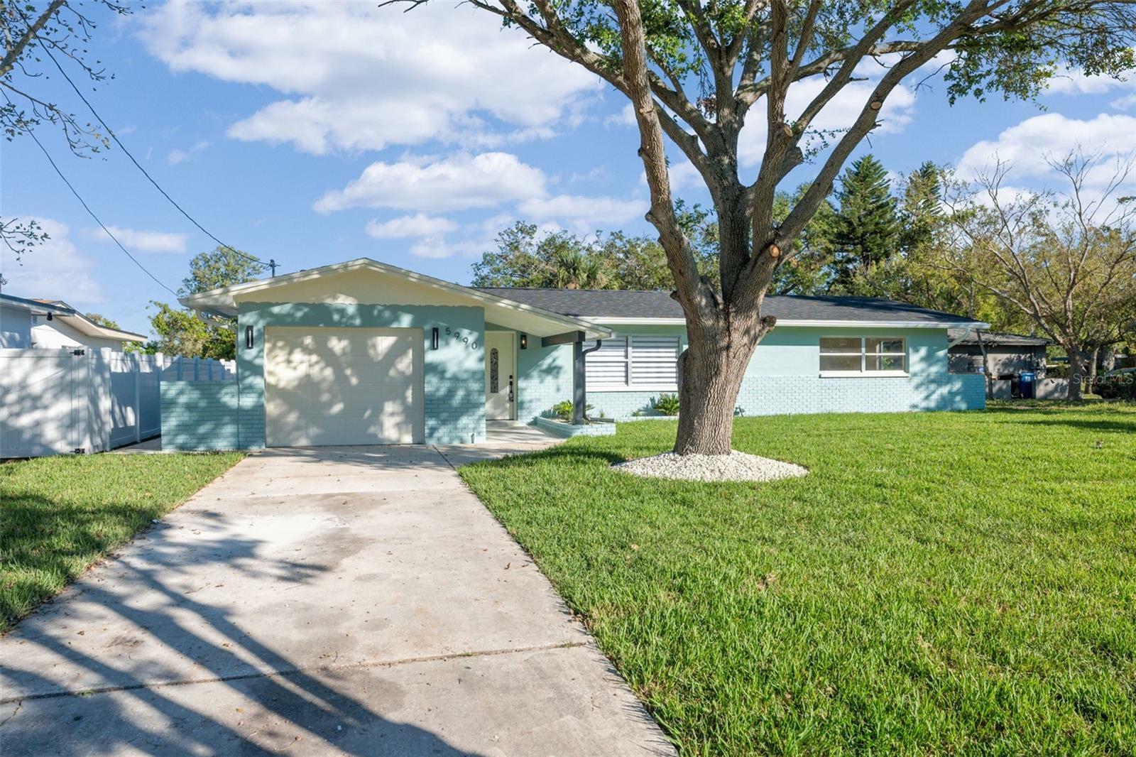 Property Photo:  5990 12th Street S  FL 33705 