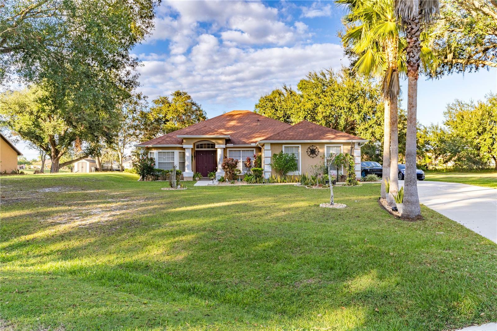 Property Photo:  3051 Pinewood Court  FL 34746 