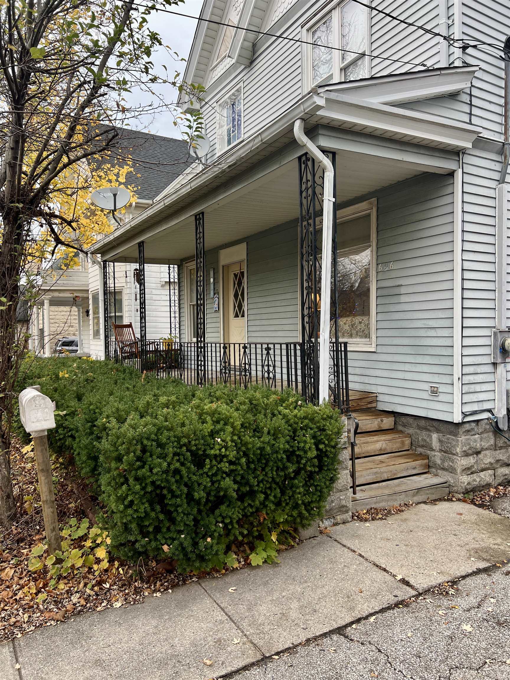 Property Photo:  606 N Lincoln Street  MI 48708 