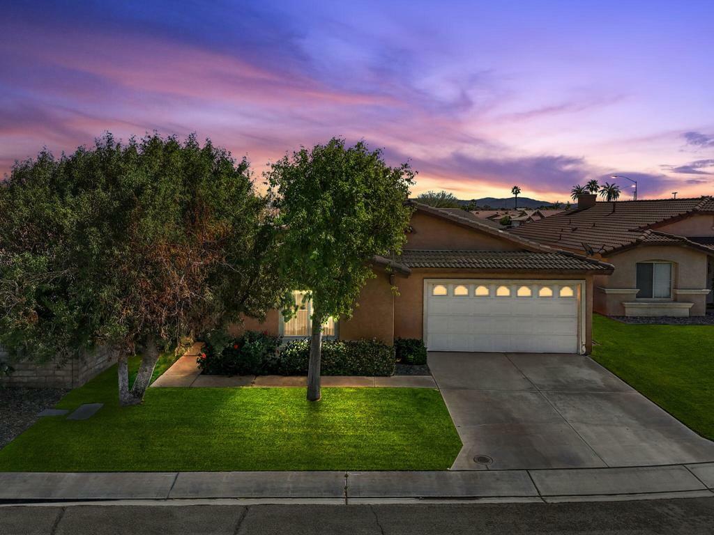 Property Photo:  49780 Jade Way  CA 92201 