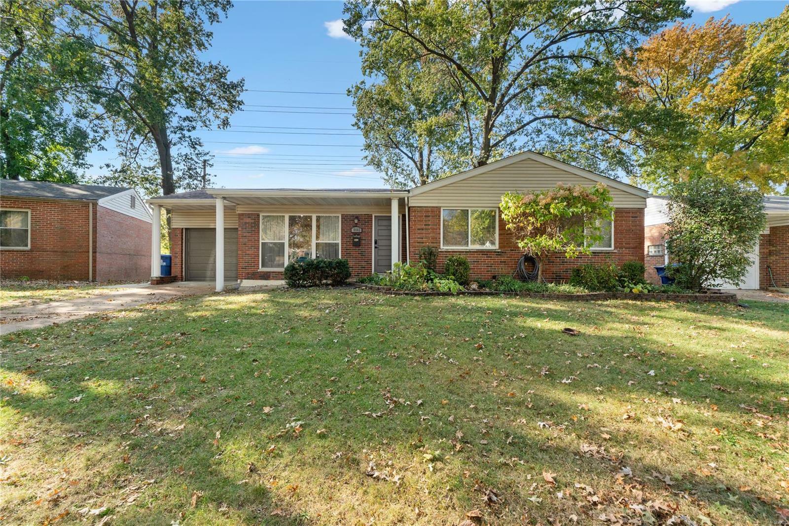 Property Photo:  8662 Spoon Drive  MO 63132 