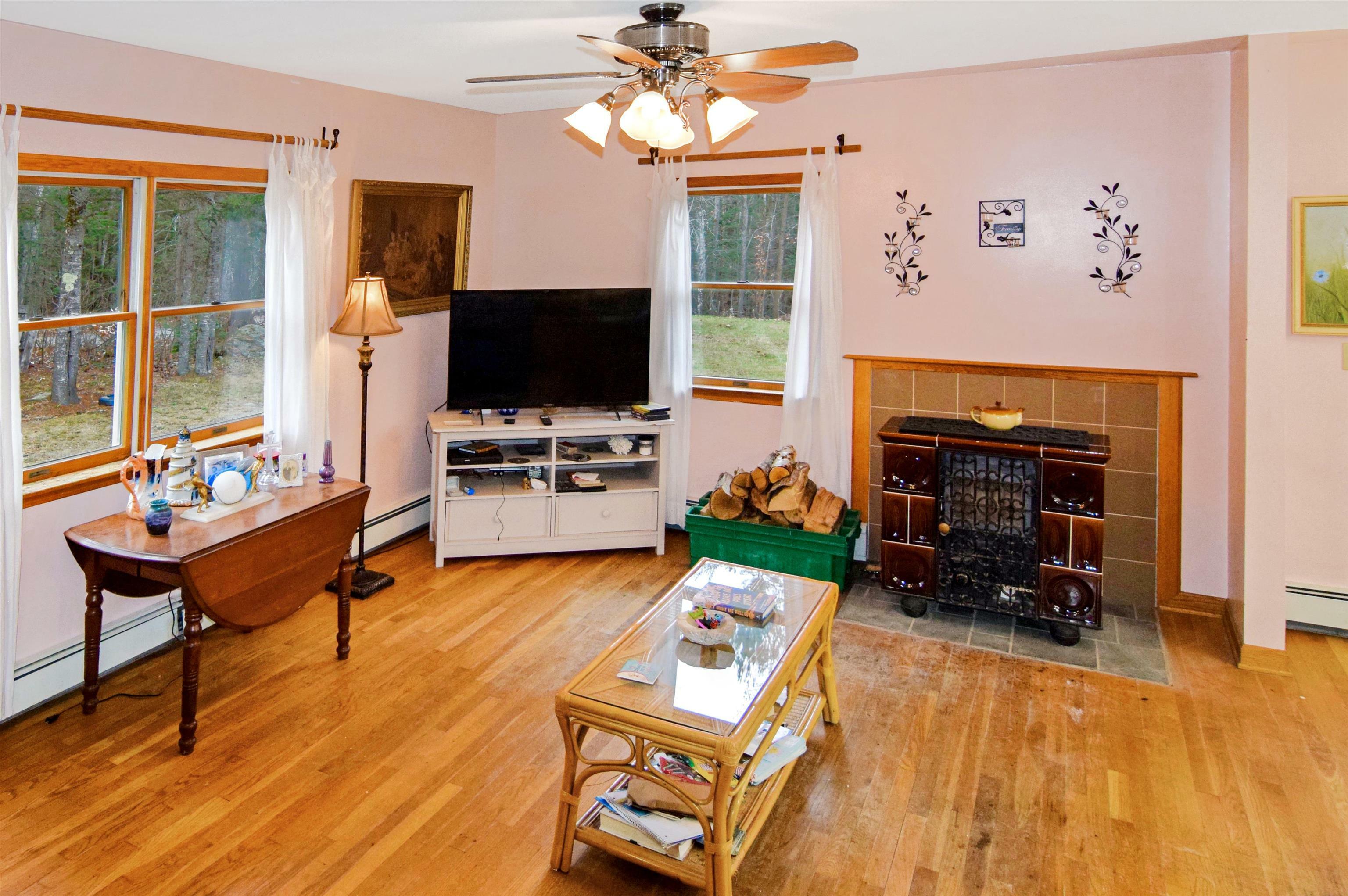Property Photo: 958 Faraway Road NH 03598