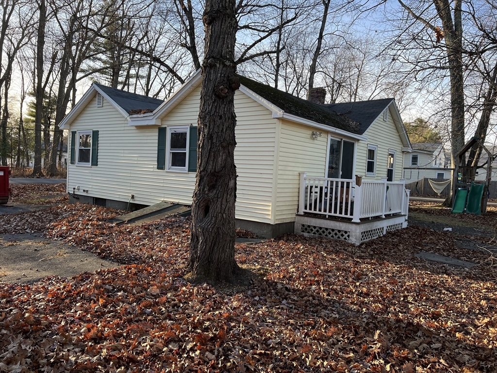 Property Photo: 25 Wallis Park MA 01462