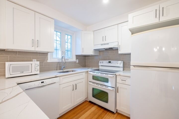 Property Photo: 15 Cannongate Rd 44 MA 01879