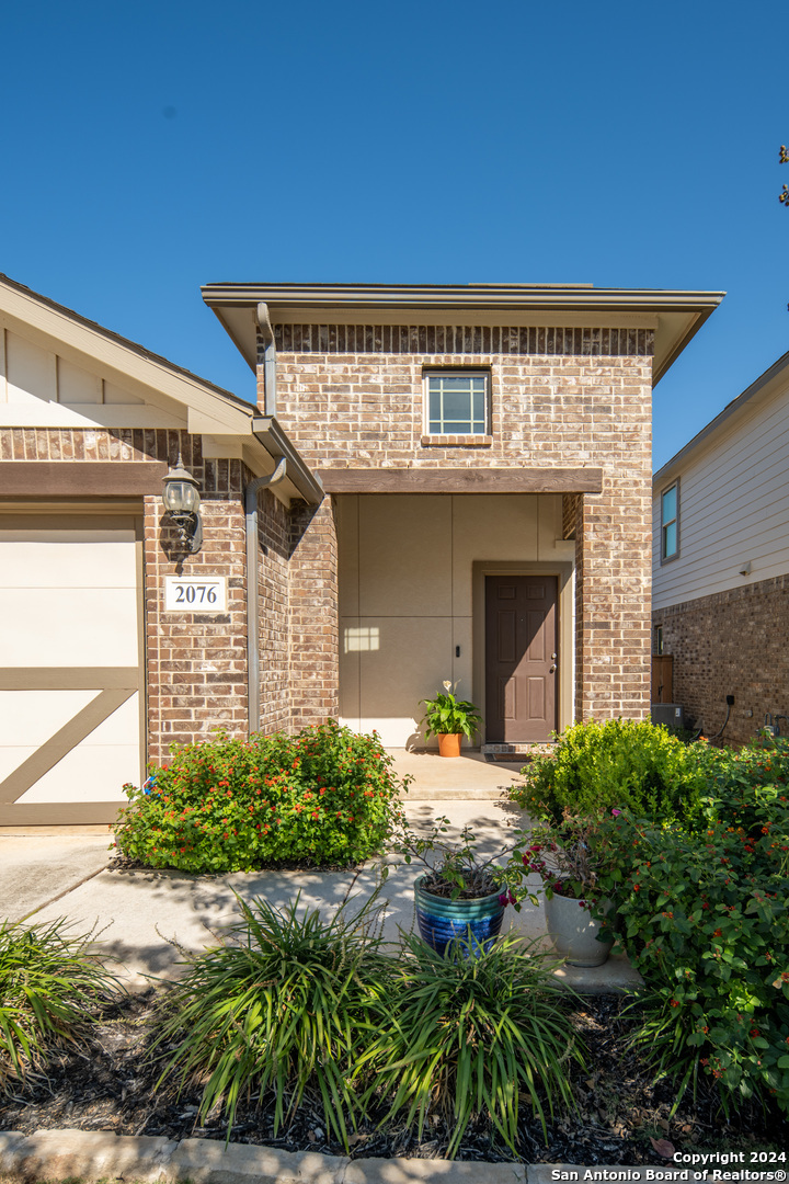 2076 Cowan Dr  New Braunfels TX 78132 photo