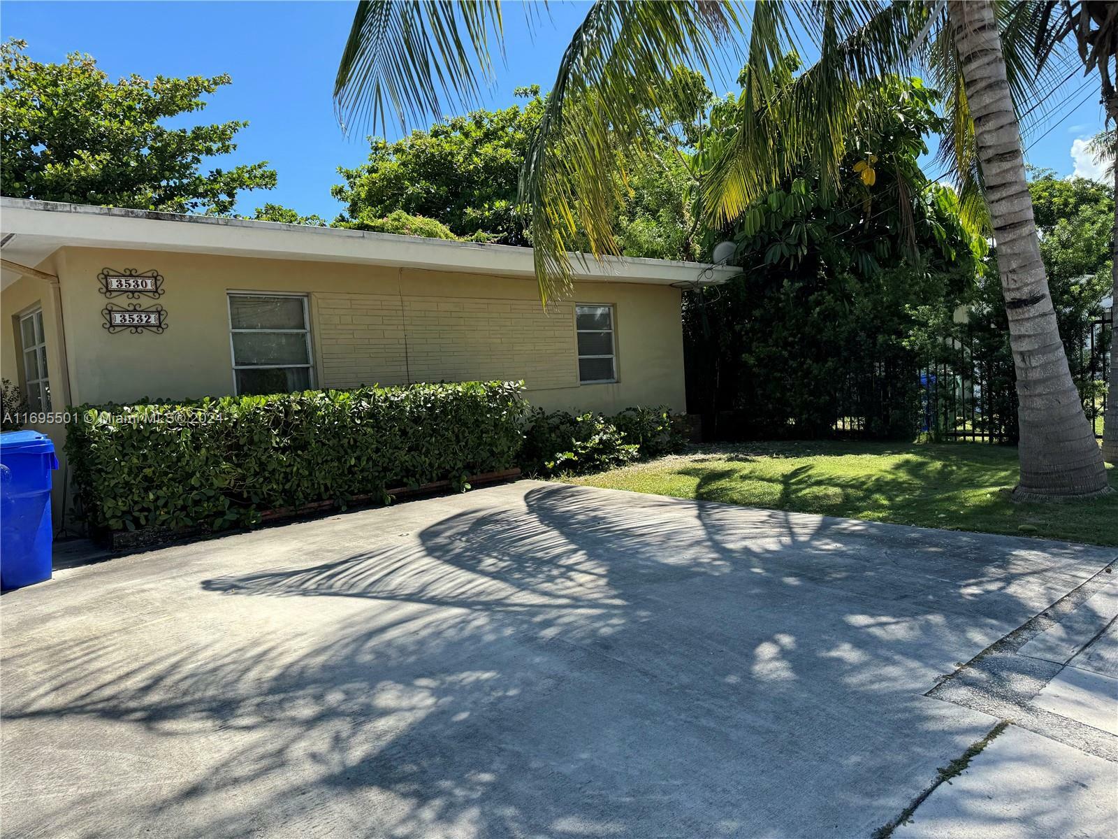 Property Photo:  3530 Thomas Ave  FL 33133 