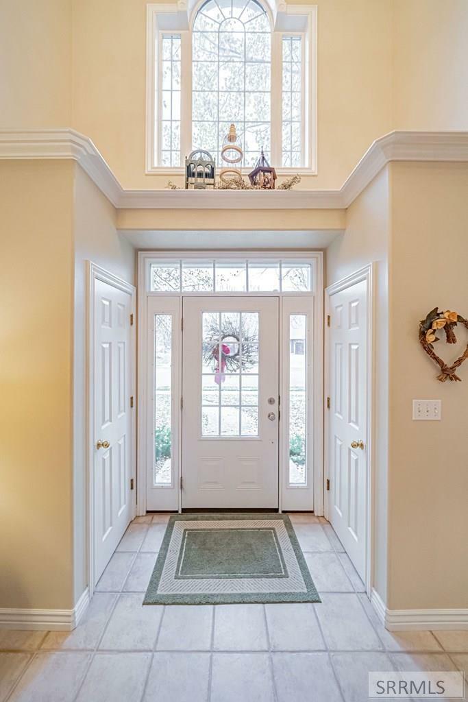Property Photo: 396 Cranbrook Lane ID 83404