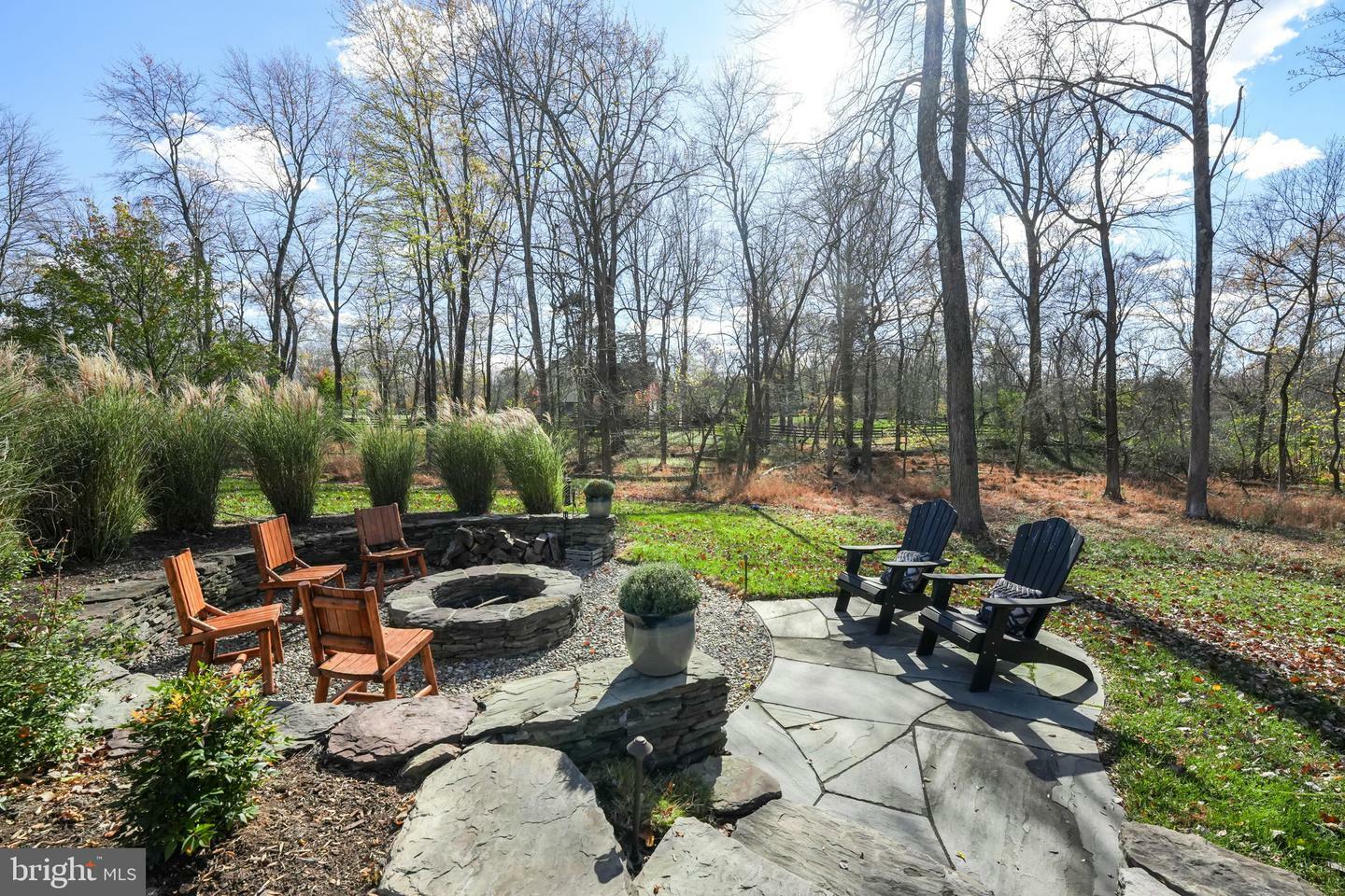 Property Photo:  15280 Riding Club Drive  VA 20169 