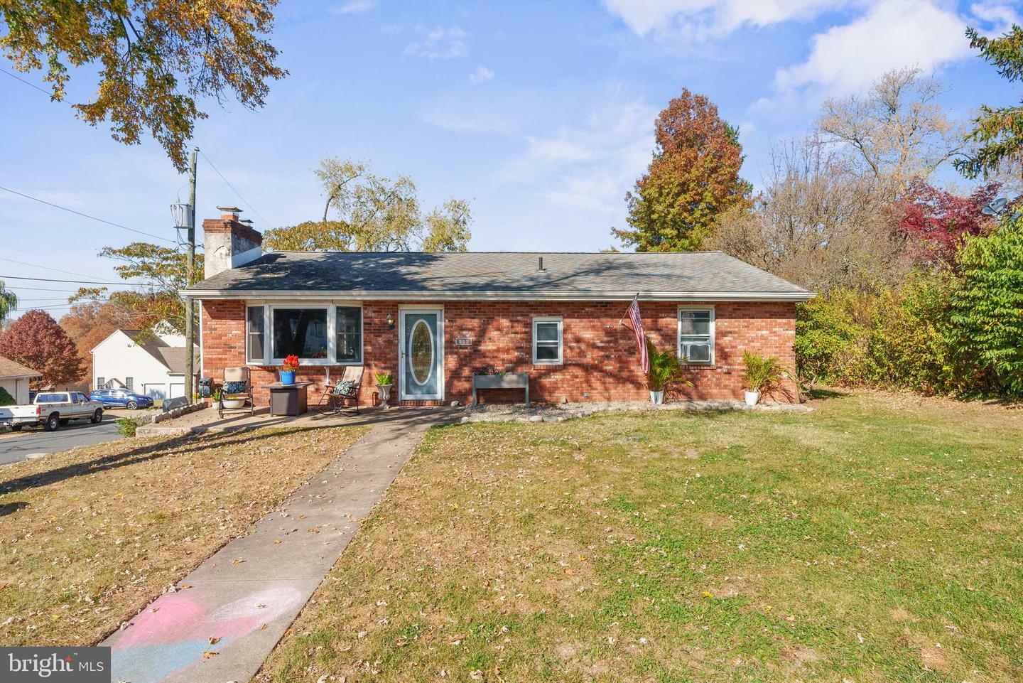 Property Photo:  304 2nd Avenue  PA 19453 