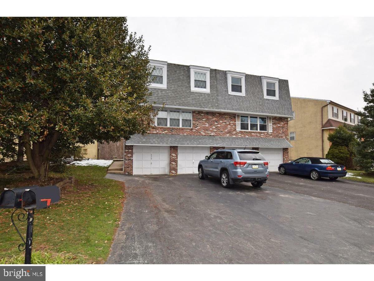 Property Photo:  629 Country Lane 2nd Fl  PA 19070 