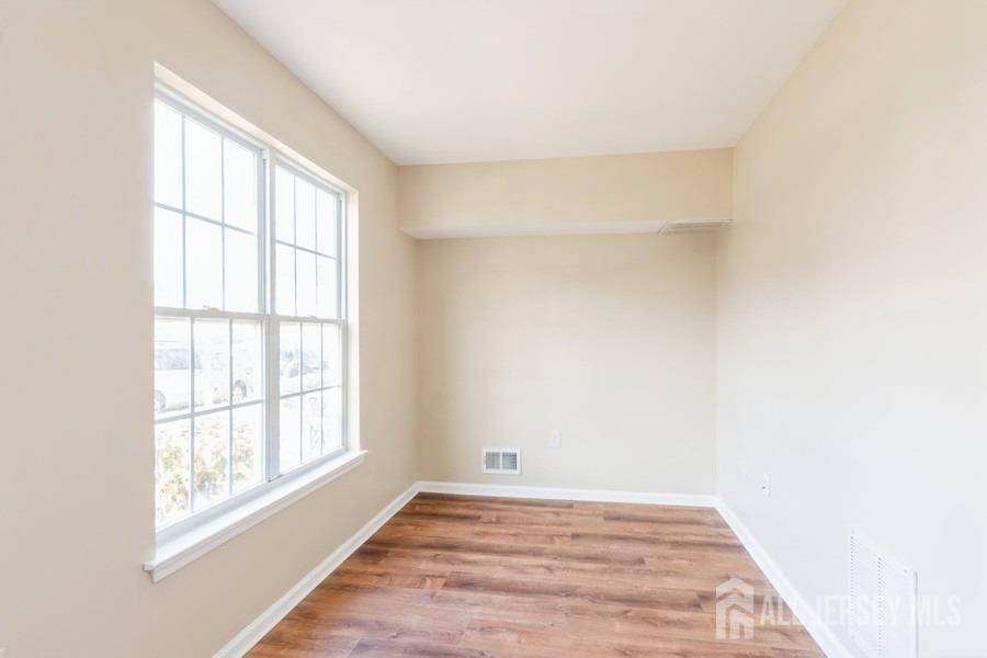 Property Photo:  107 Pointe Of Woods Drive  NJ 08859 