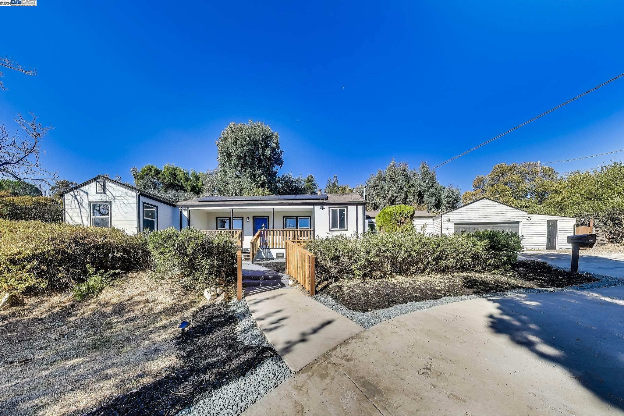 55 Rutherford Ln  Martinez CA 94553 photo