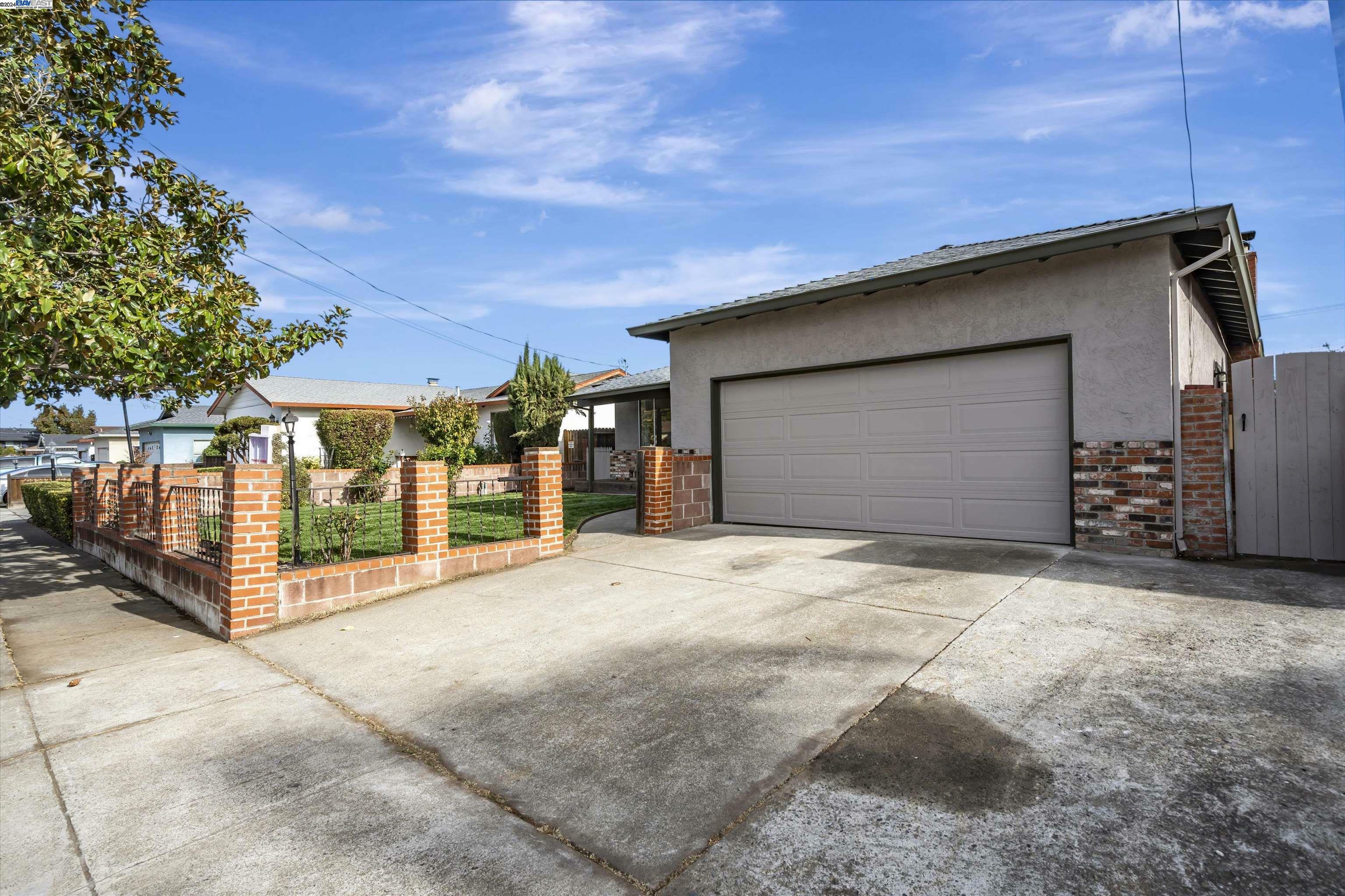 Property Photo:  1401 Poppy Way  CA 94509 