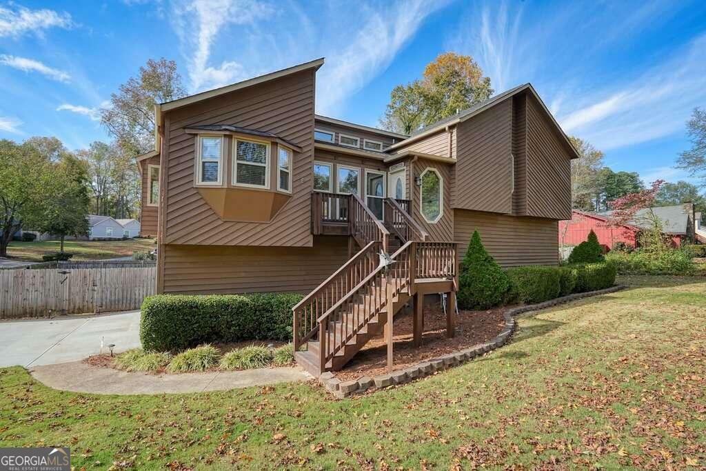 4445 Hollister Drive NE  Roswell GA 30075 photo